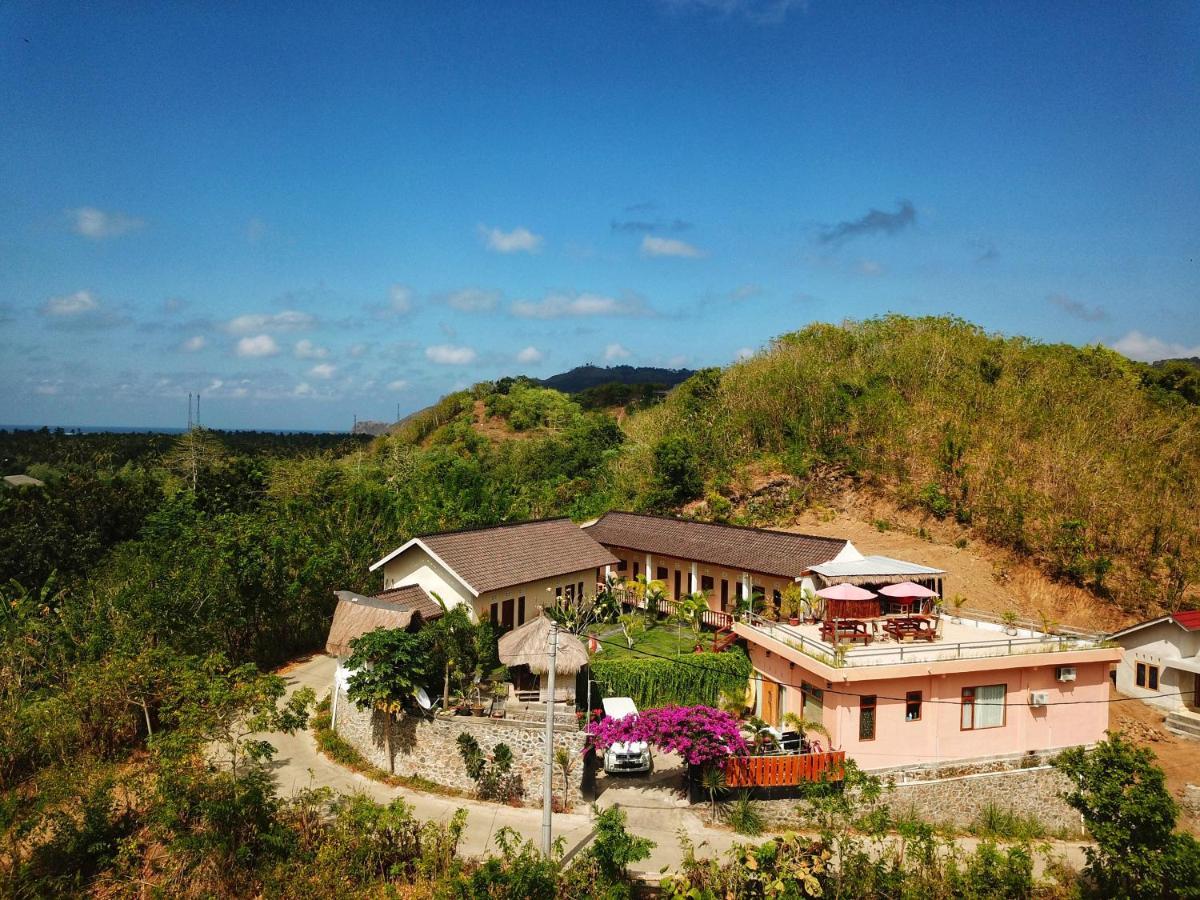 Hotel Surf Camp 79 Kuta  Zewnętrze zdjęcie