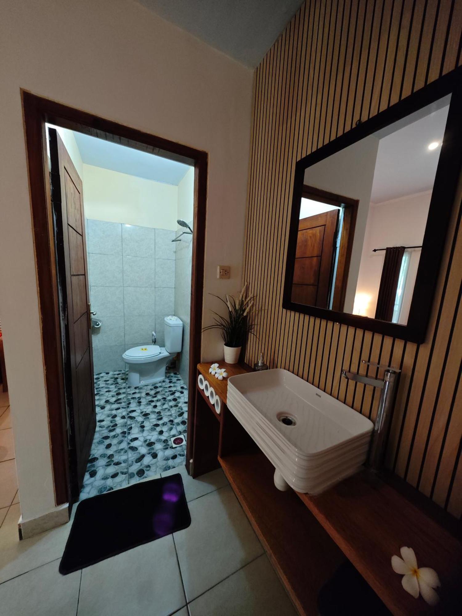 Hotel Surf Camp 79 Kuta  Pokój zdjęcie